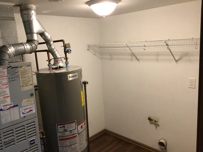 13843 S Petersburg Dr — Photo 31