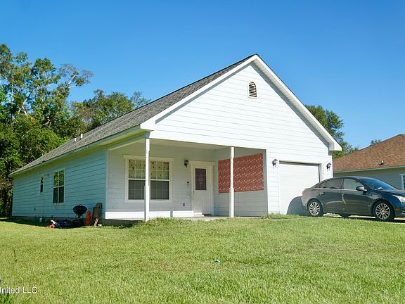 2nd image of 11591 Oaklane Dr