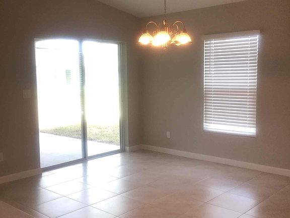 5th image of 4522 SW Savona Blvd