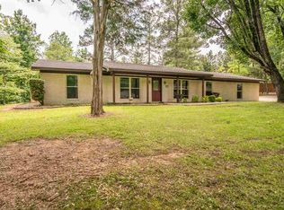 310 E Hillcrest St, White Oak, TX 75693