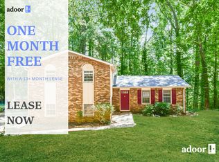 126 Jousters Ln, Lawrenceville, GA 30044