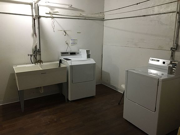 3rd image of 1804 E Elmdale Ct APT C1