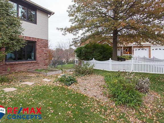 2nd image of 4710 Bingham Ct