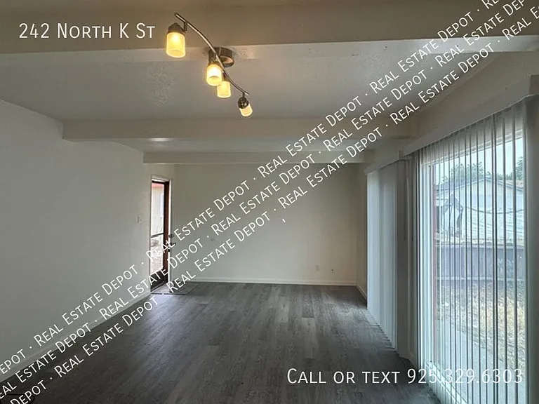 242 N K St — Photo 13