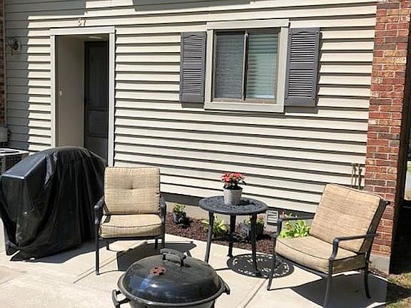 2nd image of 57 Cranberry Ln #57