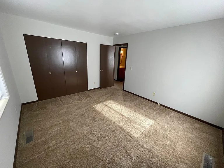 802 Hartwell Dr — Photo 18