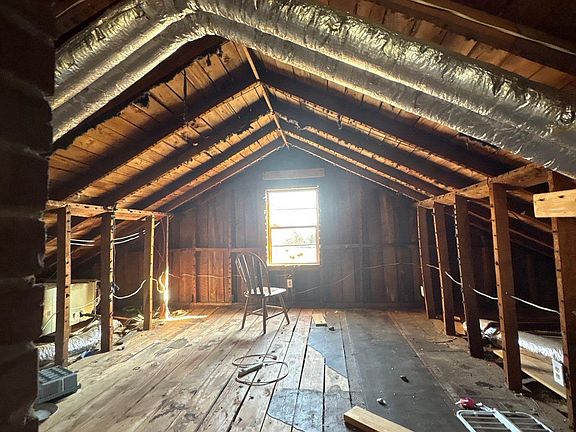 2nd image of 316 Butter And Egg Rd