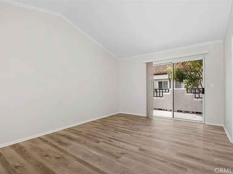 27341 Ryan Dr — Photo 20