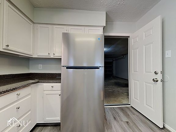 3rd image of 6918 Rockergate Dr