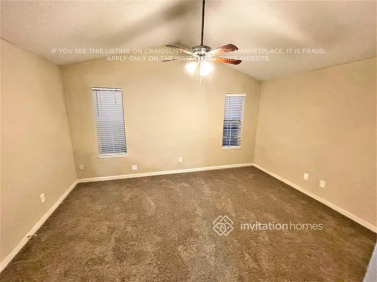 3813 Willow Tree Cir — Photo 11
