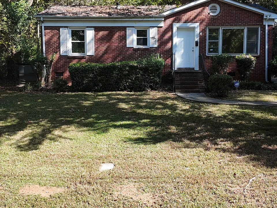 4226 Rochelle Ln
