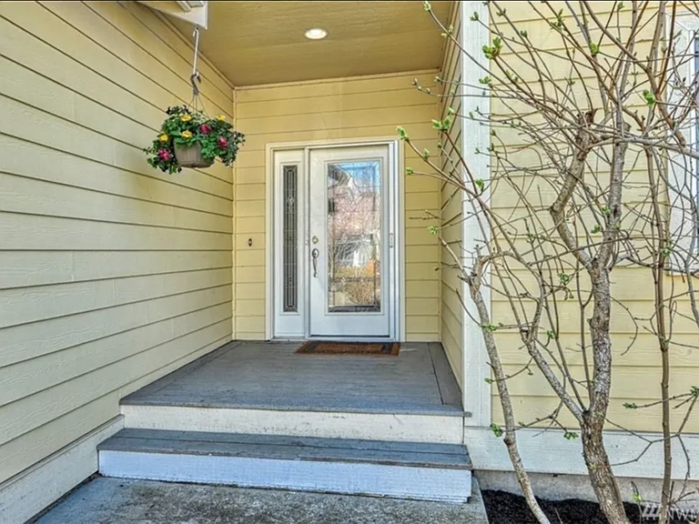 4241 Springcreek Ln — Photo 2
