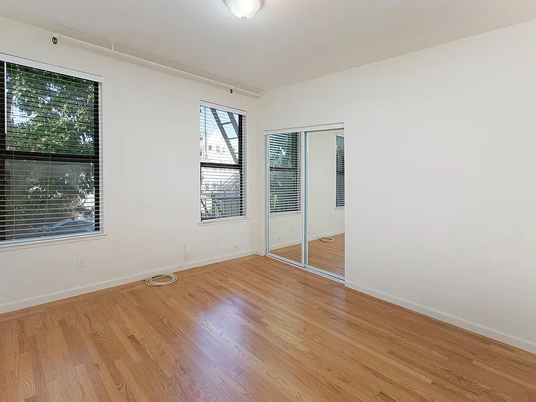 524 Guerrero Street (524r) — Photo 4