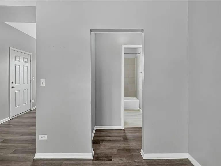 1854 S Central Park Ave #1852-3E — Photo 34