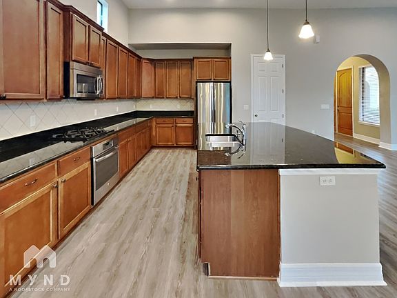 4th image of 20325 Heritage Point Dr