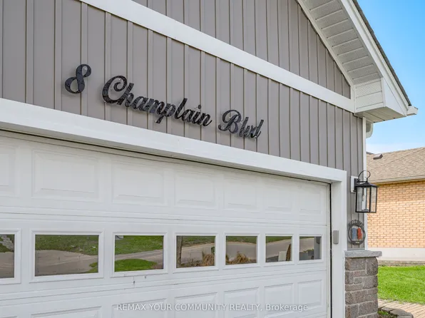 8 Champlain Blvd, Kawartha Lakes, ON K9V 0H9