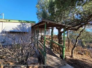 106 Largo Rd, Capitan, NM 88316