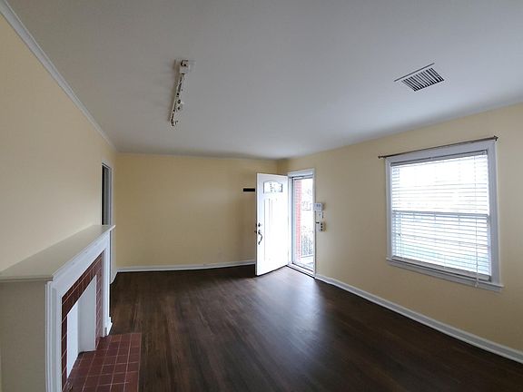 5th image of 523 S Marion Ave
