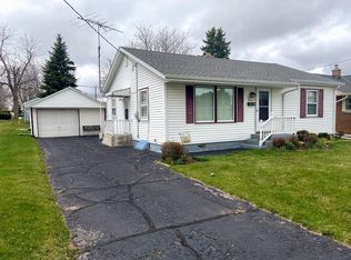 1712 S 23rd St, Manitowoc, WI 54220