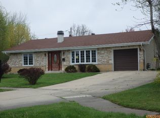 1150 Cobble Hill Ct, Hoffman Estates, IL 60169