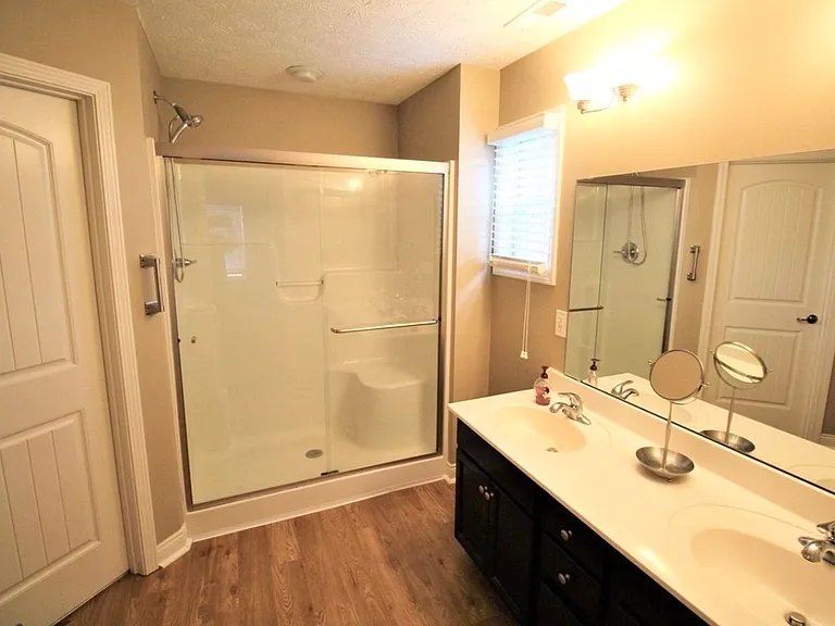 2831 Atlas Dr — Photo 5