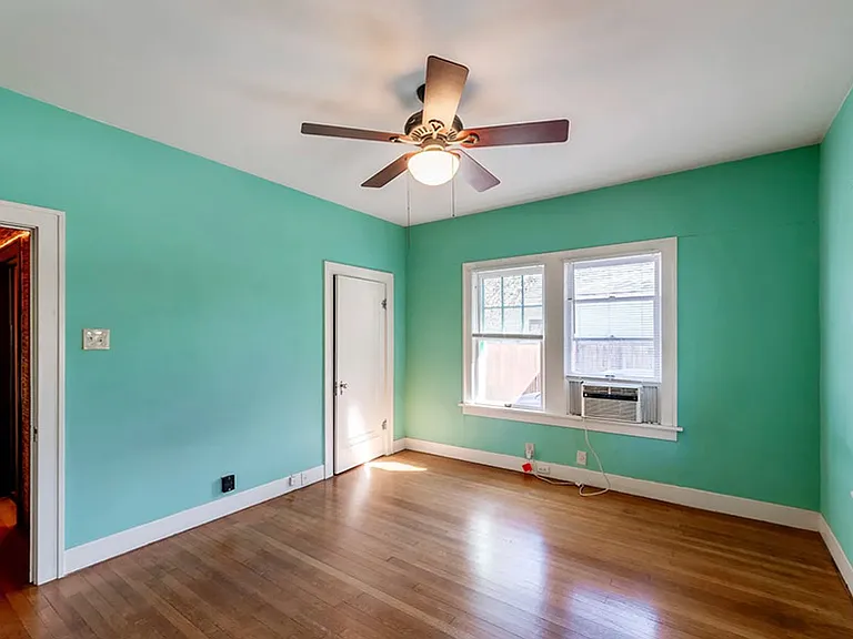 331 Avant Ave — Photo 14