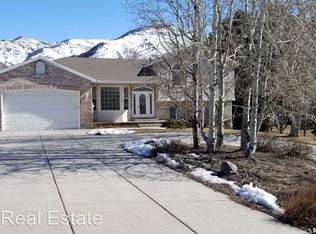 2828 N 1050 E, North Ogden, UT 84414
