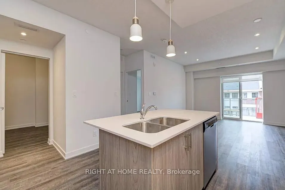 16 Markle Cres #312