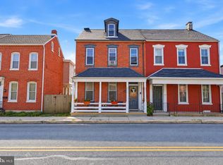 240 N 3rd St, Columbia, PA 17512