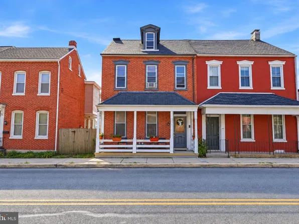 240 N 3rd St, Columbia, PA 17512