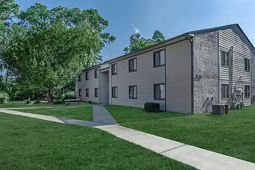 Treetop Apartments Photo 1