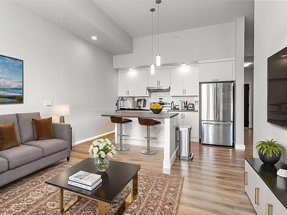 1st image of 1215 Saint Paul St #606