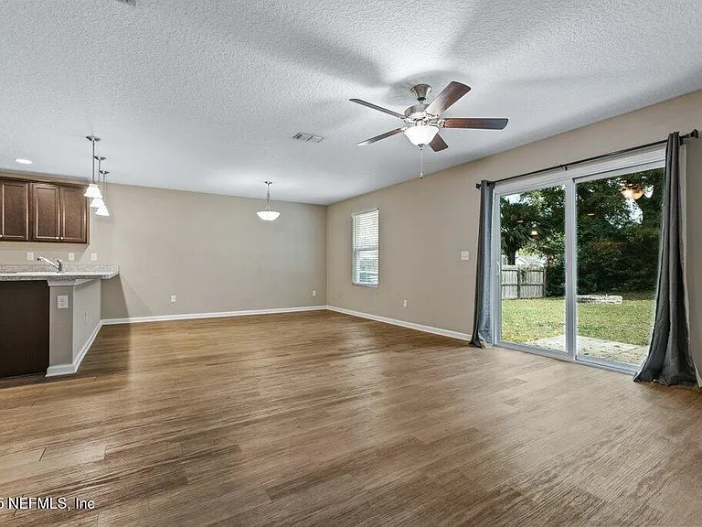 2235 Bayview Rd — Photo 13