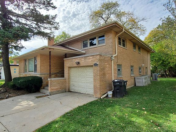 2nd image of 8922 Kolmar Ave