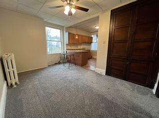 2702 Center St APT 1, Pittsburgh, PA 15205