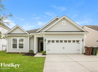 215 Topsaw Ln, Moncks Corner, SC 29461