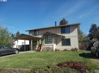 1552 NW Rachel Ave, Roseburg, OR