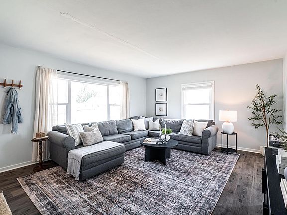 3rd image of 5439 South Egofske ROAD