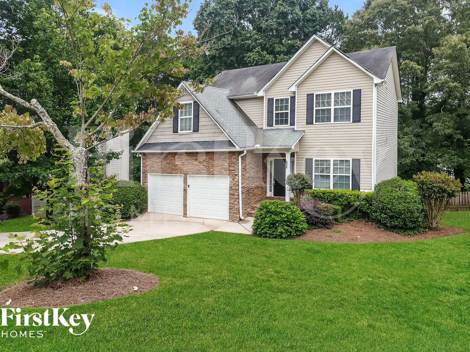 5 bed, 3.0 bath, 2553 sqft, $2,250 — Photo 2