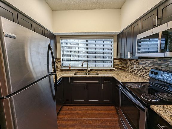 4th image of 9747 Whitehurst Dr APT 128