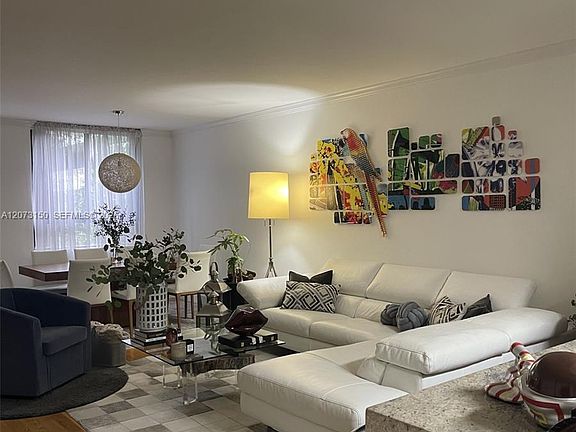 4th image of 141 Crandon Blvd APT 243