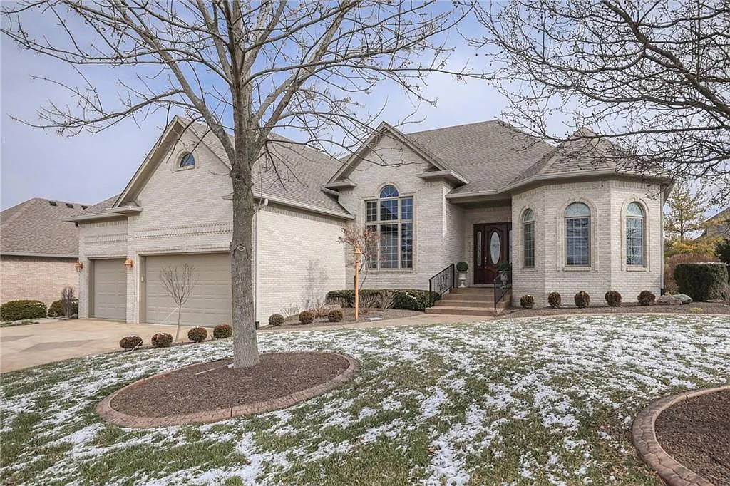 5458 Chancery Blvd photo 1