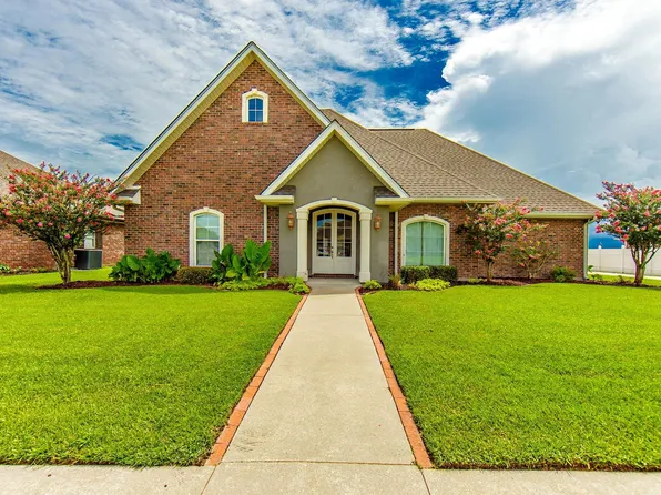 477 Cougar Dr, Houma, LA 70360