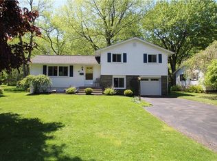 63 Stanford Dr, Rochester, NY 14610