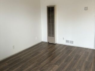 1201 Iron Ave SW APT 22, Albuquerque, NM 87102