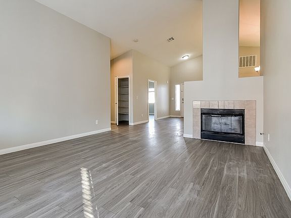 4th image of 6227 Eliza Ln