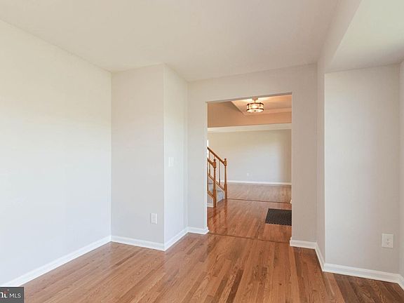 4th image of 13451 Lawrence Ln