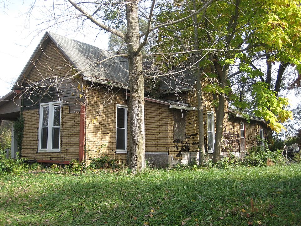 2nd image of 2206 Park Ave