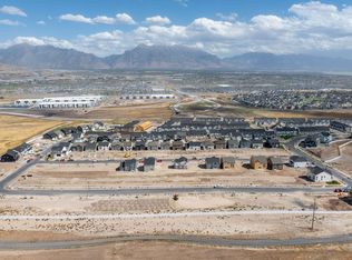 Type B Inner Townhome plan