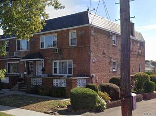 19802 47th Ave, Flushing, NY 11358